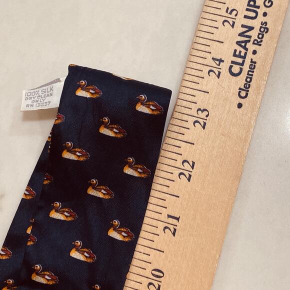 Symphony Scarf New York Scarf Womens Mallard Duck Print Navy 100% Silk Skinny - Picture 8 of 8
